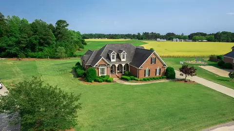 128 Willowcroft Ct, Dunn, NC 28334 photo 2