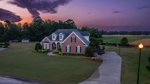 128 Willowcroft Ct, Dunn, NC 28334 photo 3