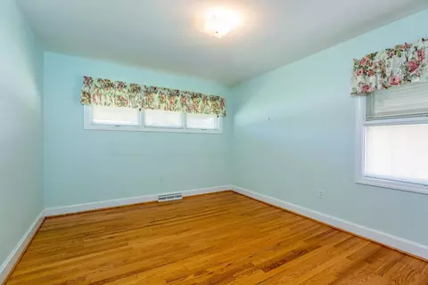 600 W Parrish Dr, Benson, NC 27504 photo 25