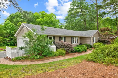 1402 Sycamore Dr, Garner, NC 27529 photo 2