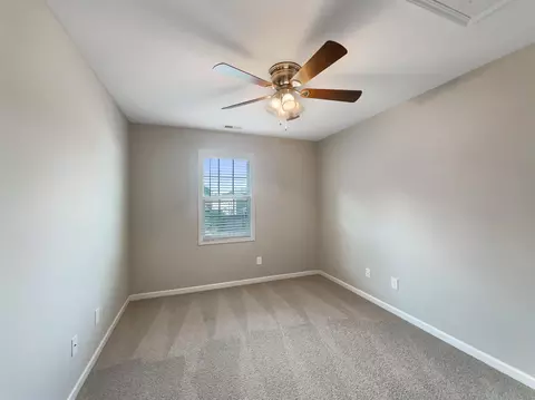 33 Berkeley Ct, Clayton, NC 27520 photo 10