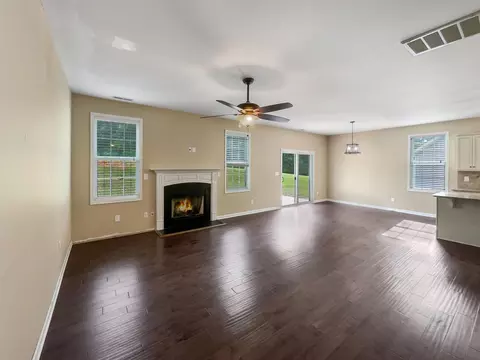 33 Berkeley Ct, Clayton, NC 27520 photo 5