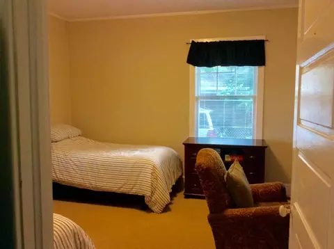 208 W C St, Erwin, NC 28339 photo 10