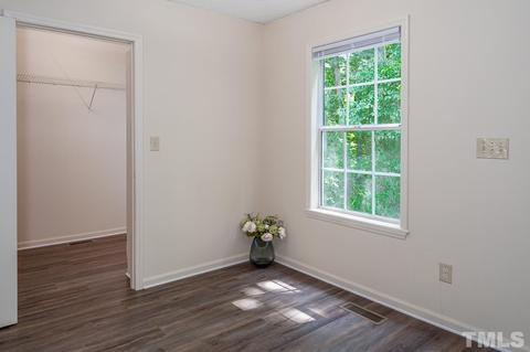 4264 Kaplan Dr, Raleigh, NC 27606 photo 8