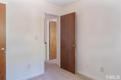 4264 Kaplan Dr, Raleigh, NC 27606 photo 15