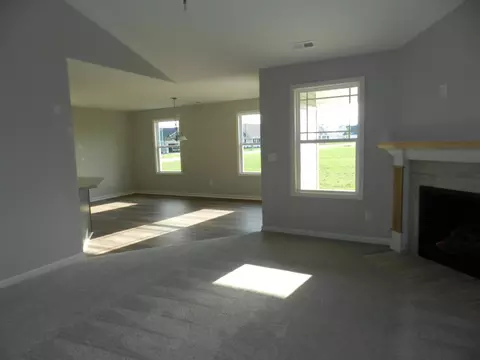 17 Kickoff Cir, Benson, NC 27504 photo 3