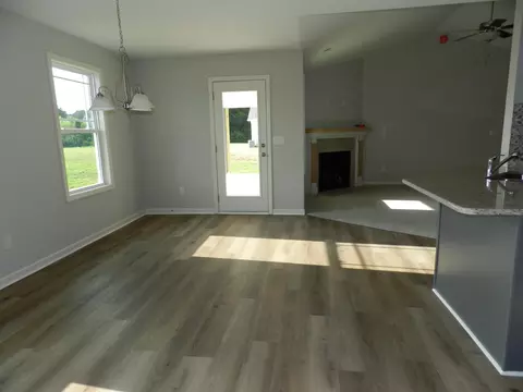 17 Kickoff Cir, Benson, NC 27504 photo 11