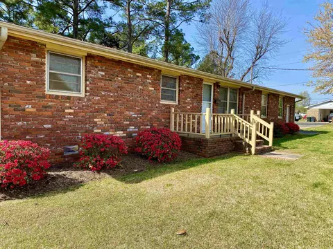 109 W B St, Erwin, NC 28339 photo 2