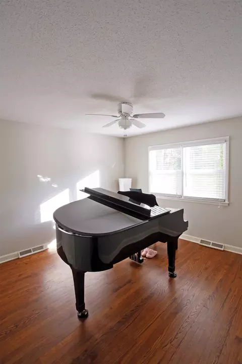 151 Baldwin Dr, Durham, NC 27712 photo 20
