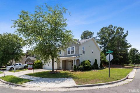 413 Pebblestone Dr, Durham, NC 27703 photo 4