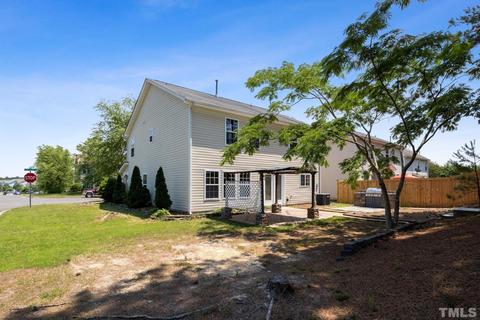 413 Pebblestone Dr, Durham, NC 27703 photo 8