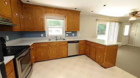 4807 Pointe Pl, Durham, NC 27712 photo 7