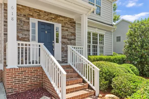 618 Red Cedar Cir, Durham, NC 27712 photo 4