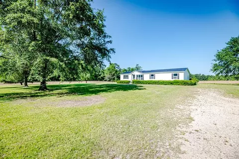 2792 Elliott Bridge Rd, Bunnlevel, NC 28323 photo 2