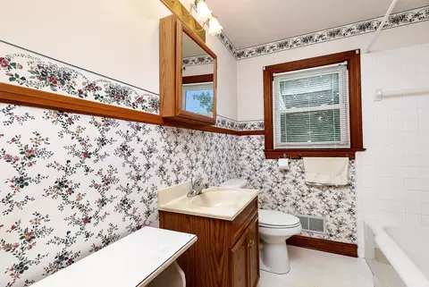 124 S Capps St, Pine Level, NC 27568 photo 10