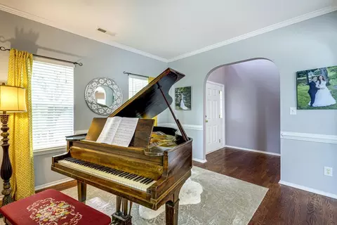 1904 Carnation Dr, Durham, NC 27703 photo 9