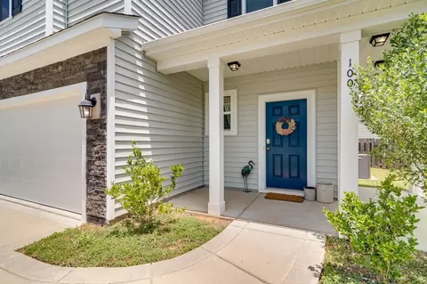 100 Heron Point Way, Garner, NC 27529 photo 2