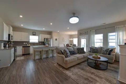 176 Monroe Fields Dr, Benson, NC 27504 photo 9