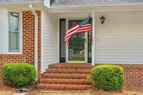 1059 Glover Rd, Dunn, NC 28334 photo 4