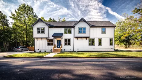 910 Spruce St, Durham, NC 27701 photo 4