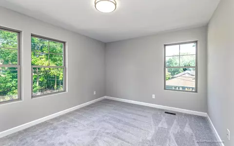910 Spruce St, Durham, NC 27701 photo 8