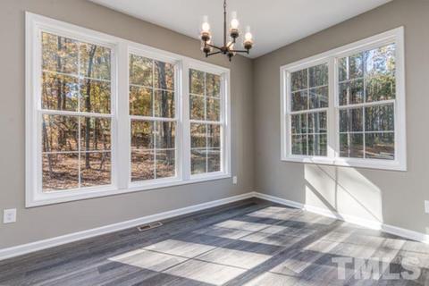 4541 Gresham Dr, Oxford, NC 27565 photo 4