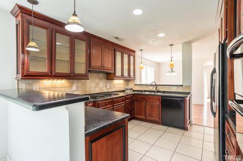 4 Redear Pl, Durham, NC 27703 photo 16