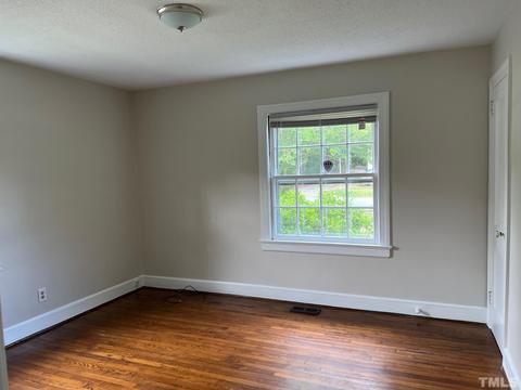 3707 Crabtree Ave, Durham, NC 27704 photo 11