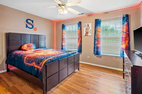 7 Moonlight Ct, Durham, NC 27703 photo 37