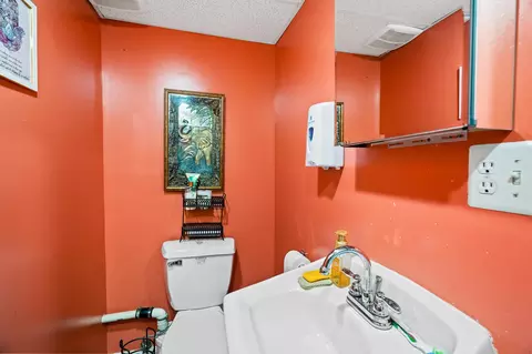 7 Moonlight Ct, Durham, NC 27703 photo 25