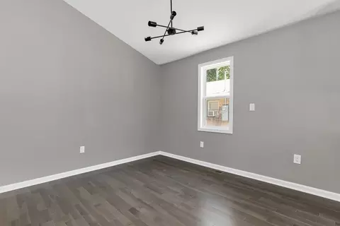 519 Barton St, Durham, NC 27707 photo 8