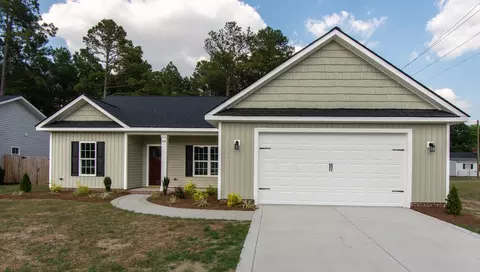 98 Byrd Dr, Dunn, NC 28334 photo 2