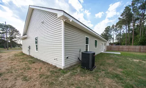 98 Byrd Dr, Dunn, NC 28334 photo 36