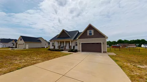 63 Clipper Ln, Smithfield, NC 27577 photo 3