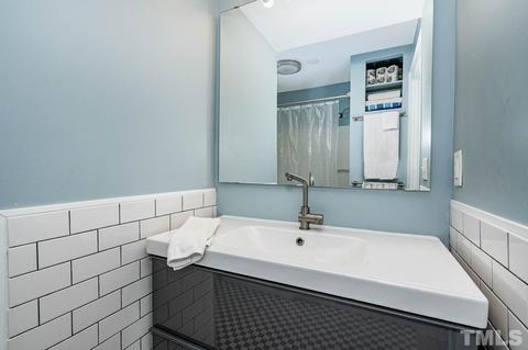 2409 Huron St, Durham, NC 27707 photo 7