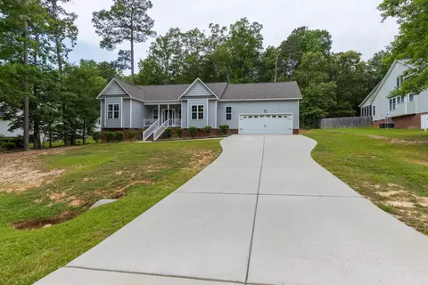 590 Cross Link Dr, Angier, NC 27501 photo 2