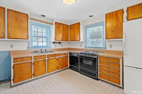1431 Cole Mill Rd, Durham, NC 27705 photo 8