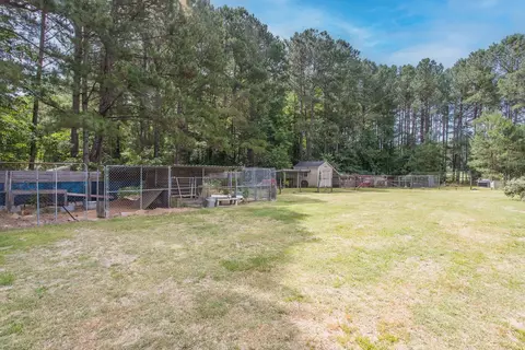 109 Walnut Dr, Benson, NC 27504 photo 37