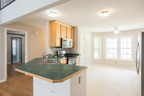 109 Walnut Dr, Benson, NC 27504 photo 6