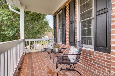 2 Carylynn Ct, Durham, NC 27703 photo 4
