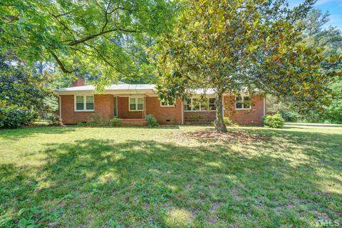 200 Gordon Thomas Dr, Durham, NC 27705 photo 2