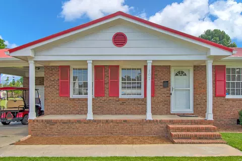 102 E B St, Erwin, NC 28339 photo 5