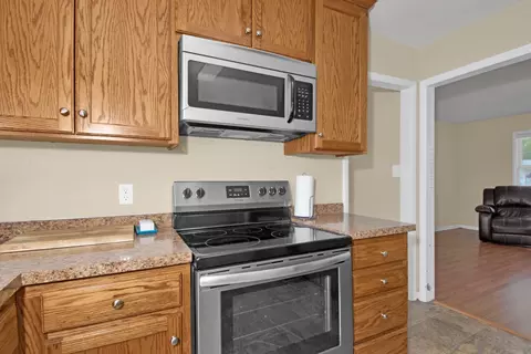 102 E B St, Erwin, NC 28339 photo 13