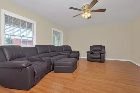 102 E B St, Erwin, NC 28339 photo 9