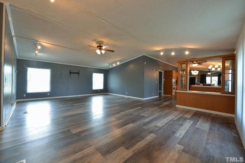 2412 Byrds Mill Rd, Erwin, NC 28339 photo 4