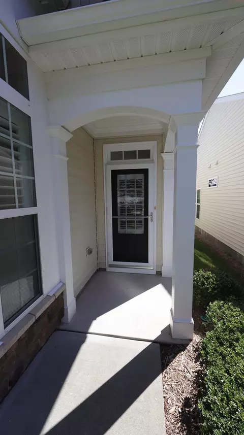 720 Bradhurst Pl, Cary, NC 27519 photo 2