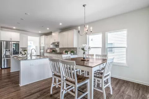910 Lippincott Rd, Durham, NC 27703 photo 18