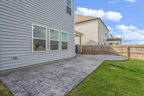 910 Lippincott Rd, Durham, NC 27703 photo 8