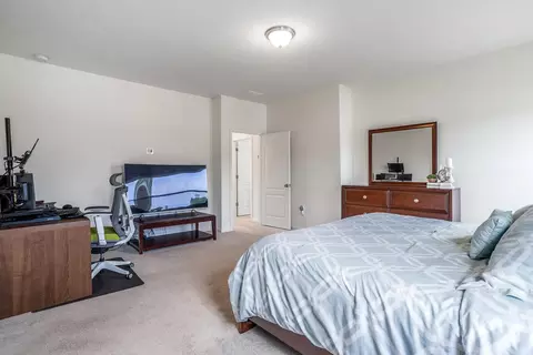 910 Lippincott Rd, Durham, NC 27703 photo 35