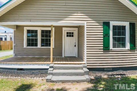 804 S 13th St, Erwin, NC 28339 photo 3